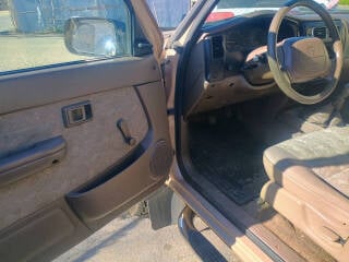 Auction Image 10