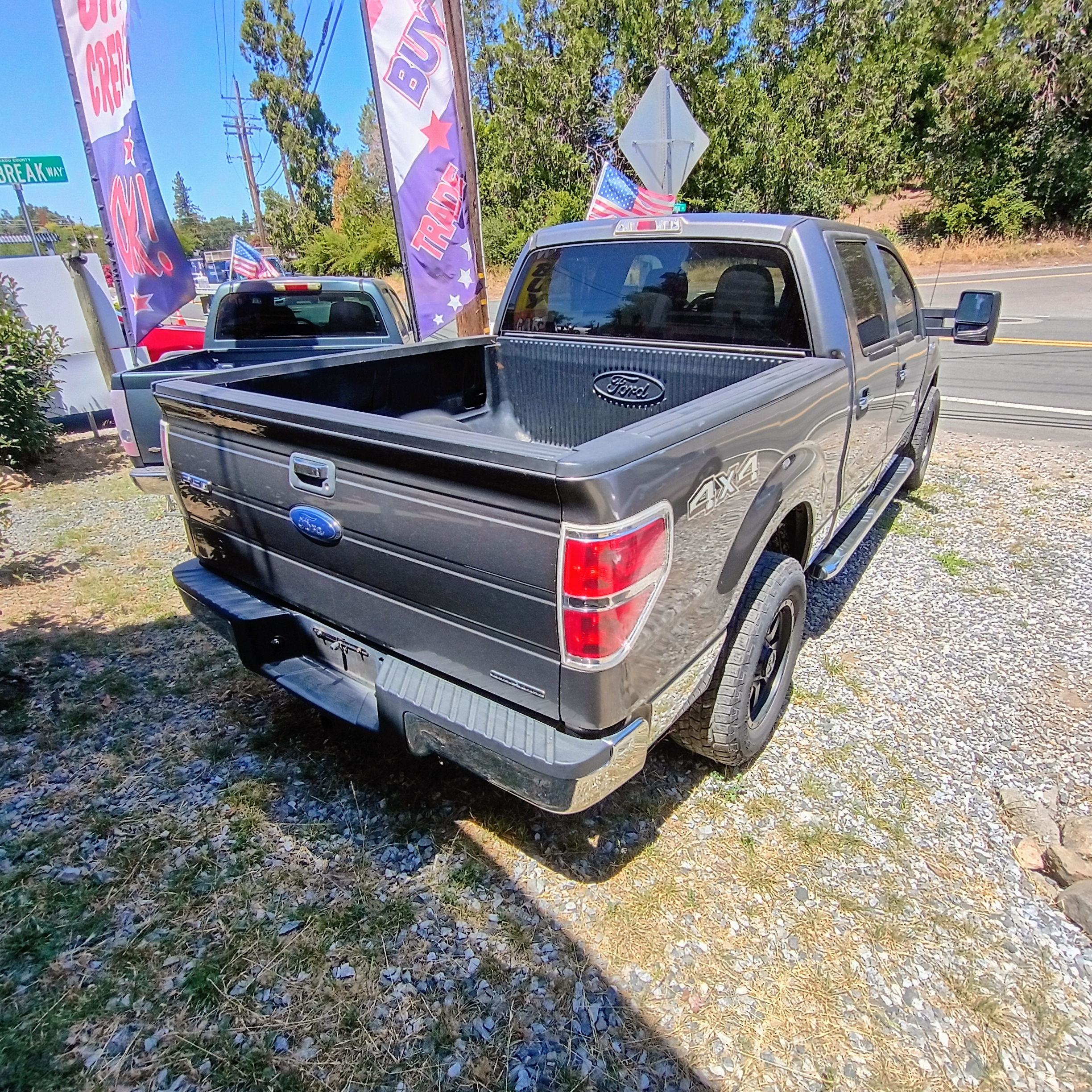 Auction Image 4
