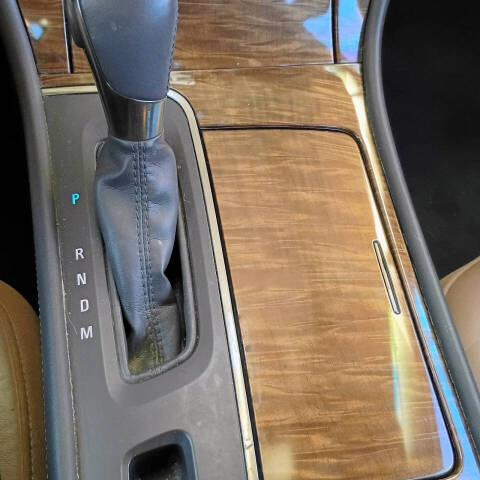 Auction Image 4